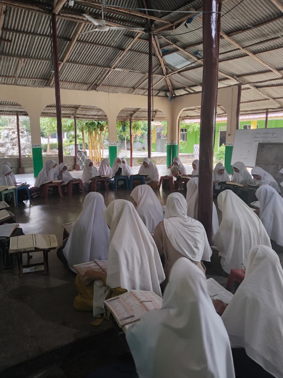 Galeri Pondok Pesantren Tahfidzul Qur'an Darul Mukhlasin KUBA 15